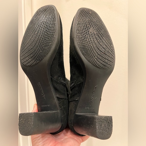 Aquatalia by Marvin K, Black Quilted Suede Mid-Calf 
Boot, Size 7.5 - Picture 7 of 16